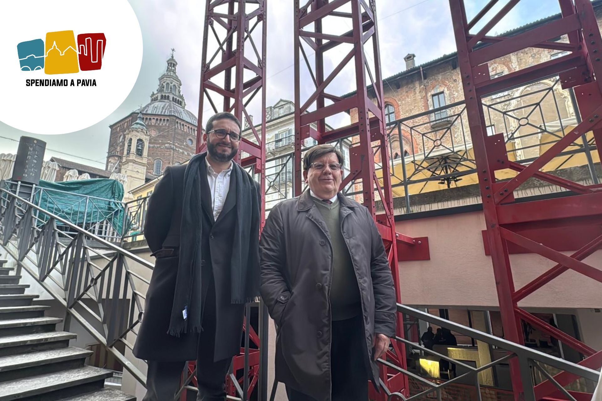 Montate le torrette in centro: bufera sull’impatto in Piazza Vittoria