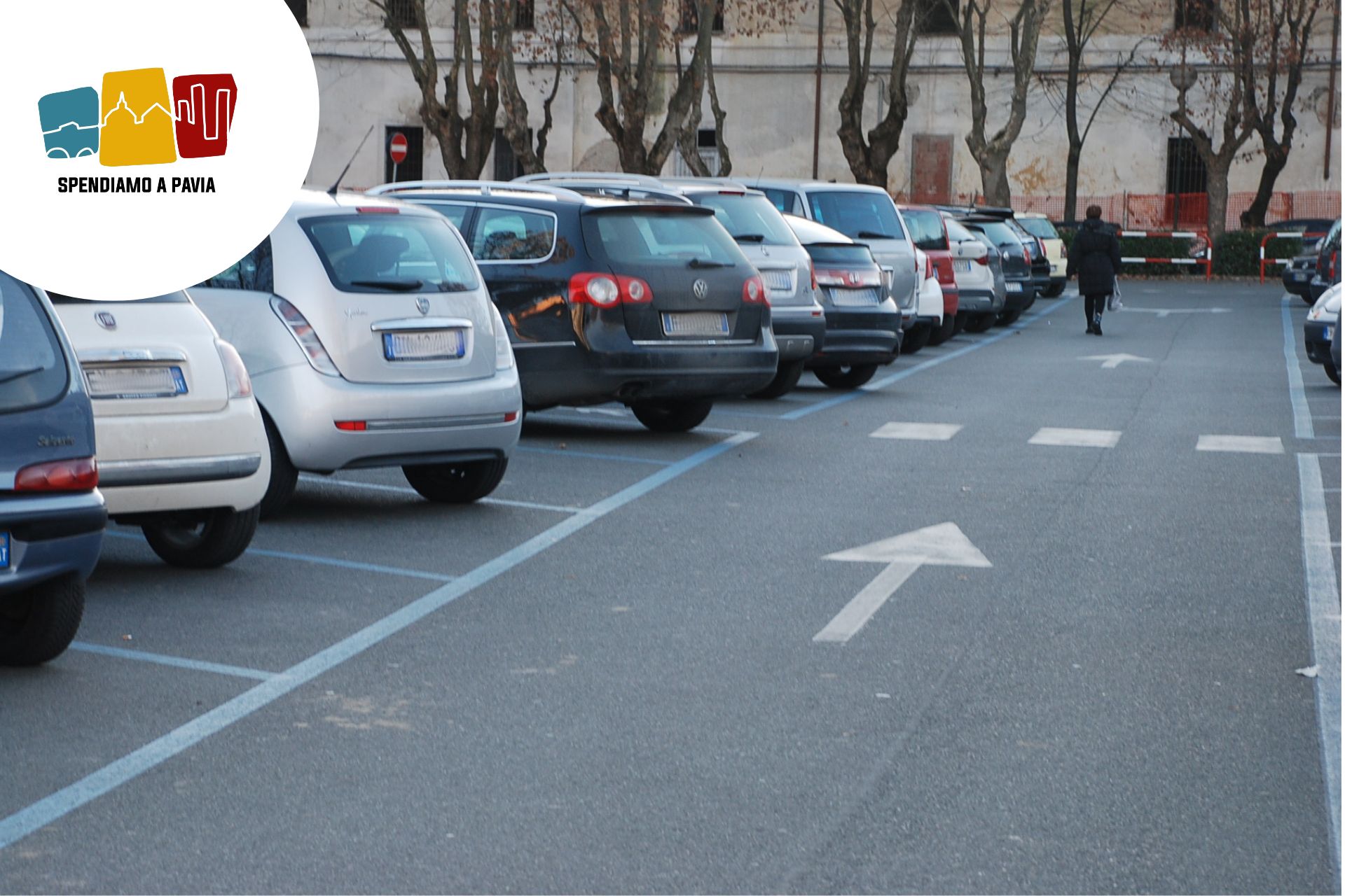 Pavia, scoppia il caso parcheggi: ciclabile contro residenti, scatta la raccolta firme