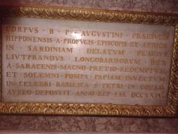 1024px-Corpus_BP_Augustini_in_coelo_aureo_deposuit_anno_rep_sal_724_original