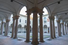 1280px-Diamo_i_numeri_31808086367_original