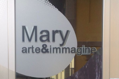 Mary - Arte & Immagine - Spendiamo a Pavia