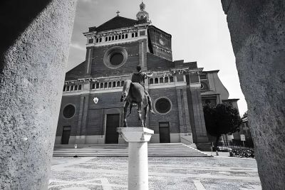 Duomo di Pavia Time - Spendiamo a Pavia